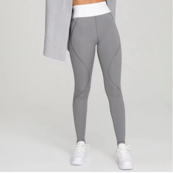 GOOD American Active Essential Icon leggings size 4 NWT - Picture 5 of 5